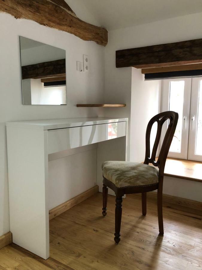 The Walnut Tree Gite Le Dorat 外观 照片